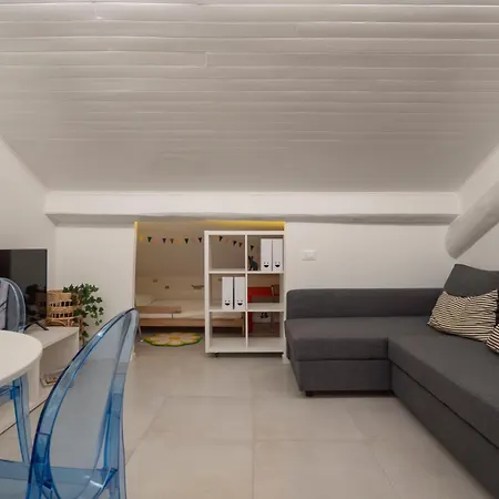 I Host - Jenner 14 Appartement